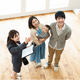 週末などの混雑時もお待たせせず、ゆっくりとご覧いただけます。