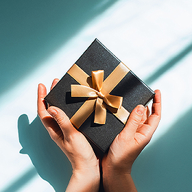 今なら事前予約+ご来場で、ギフト券プレゼント!