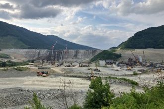 成瀬ダム展望台