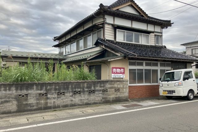 由利本荘市岩谷町字日渡229-1