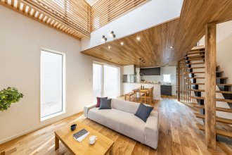 素材を感じる家