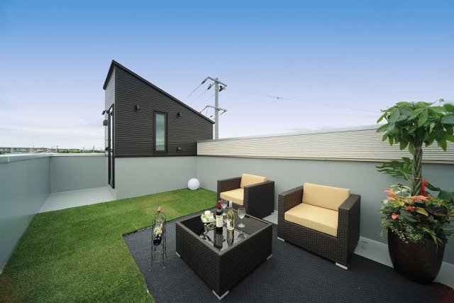 屋上庭園のある家