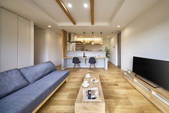 インナーガレージのある平屋